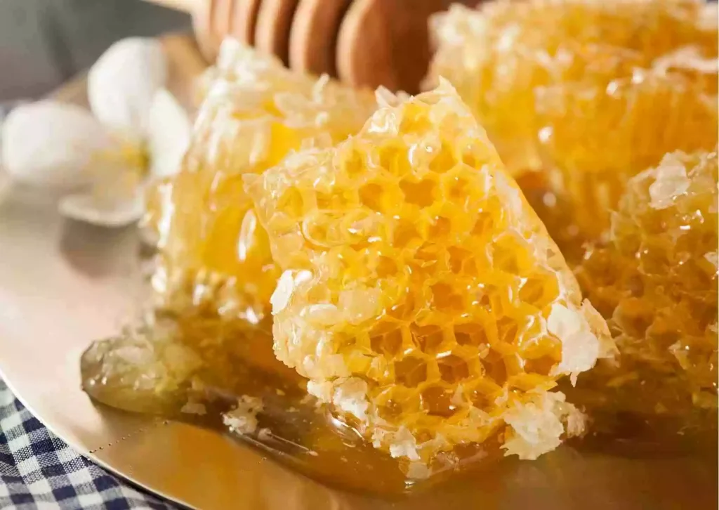 8 Benefits of Raw Honey - DrGeorgeJ Holistic Health and Healing 01